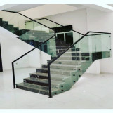 تركيب ابواب زجاج. تركيب دربزين زجاج تركيب شورات زجاج ومرايات 0546469883